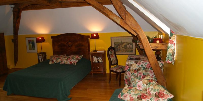 Chambre-des-roses-hotes (1)